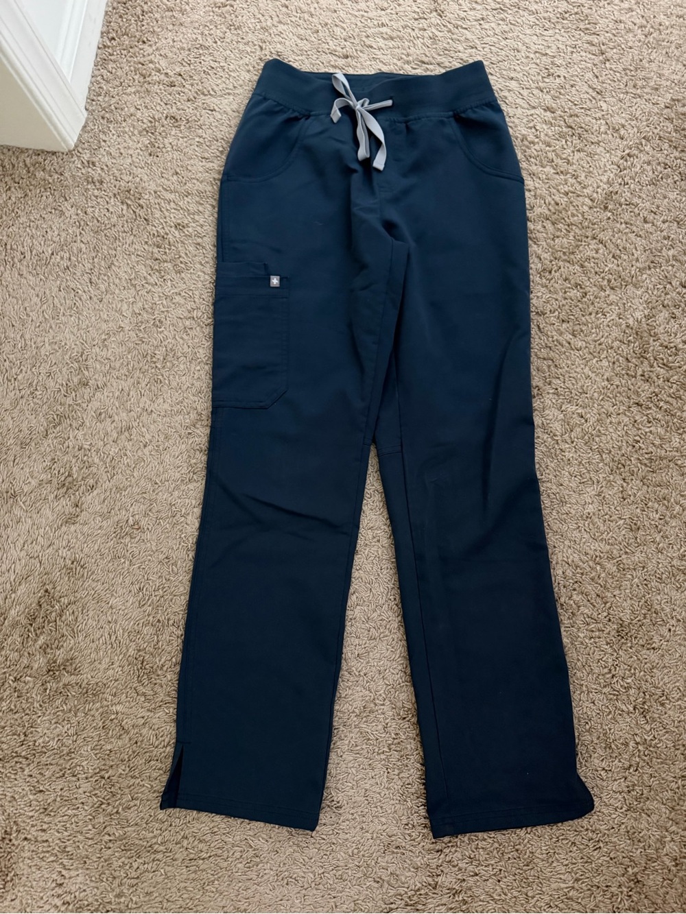 Kade Cargo Figs scrub pants in dark harbor